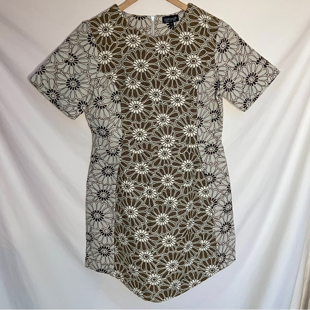 Topshop Floral Textured Pattern Short Sleeve Dress